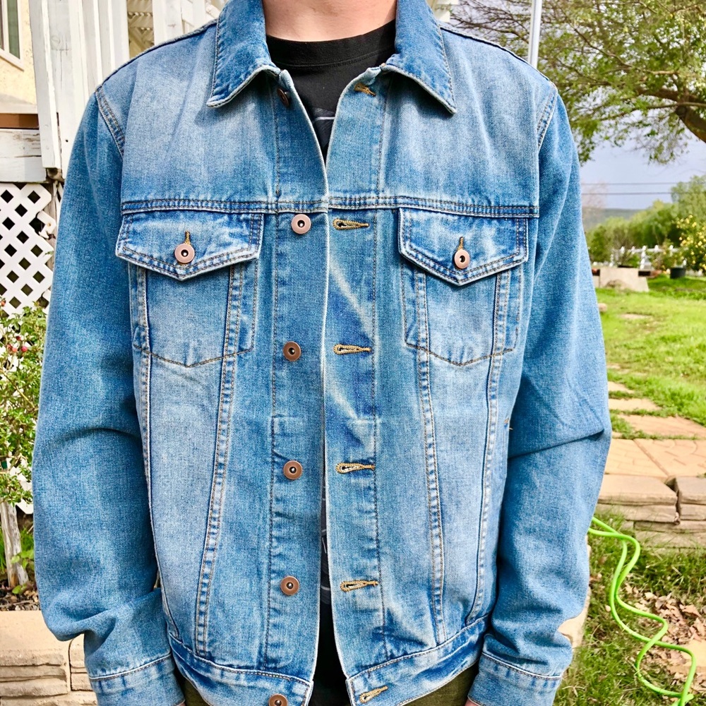 Men’s hand painted denim jacket - Picture 3 of 4